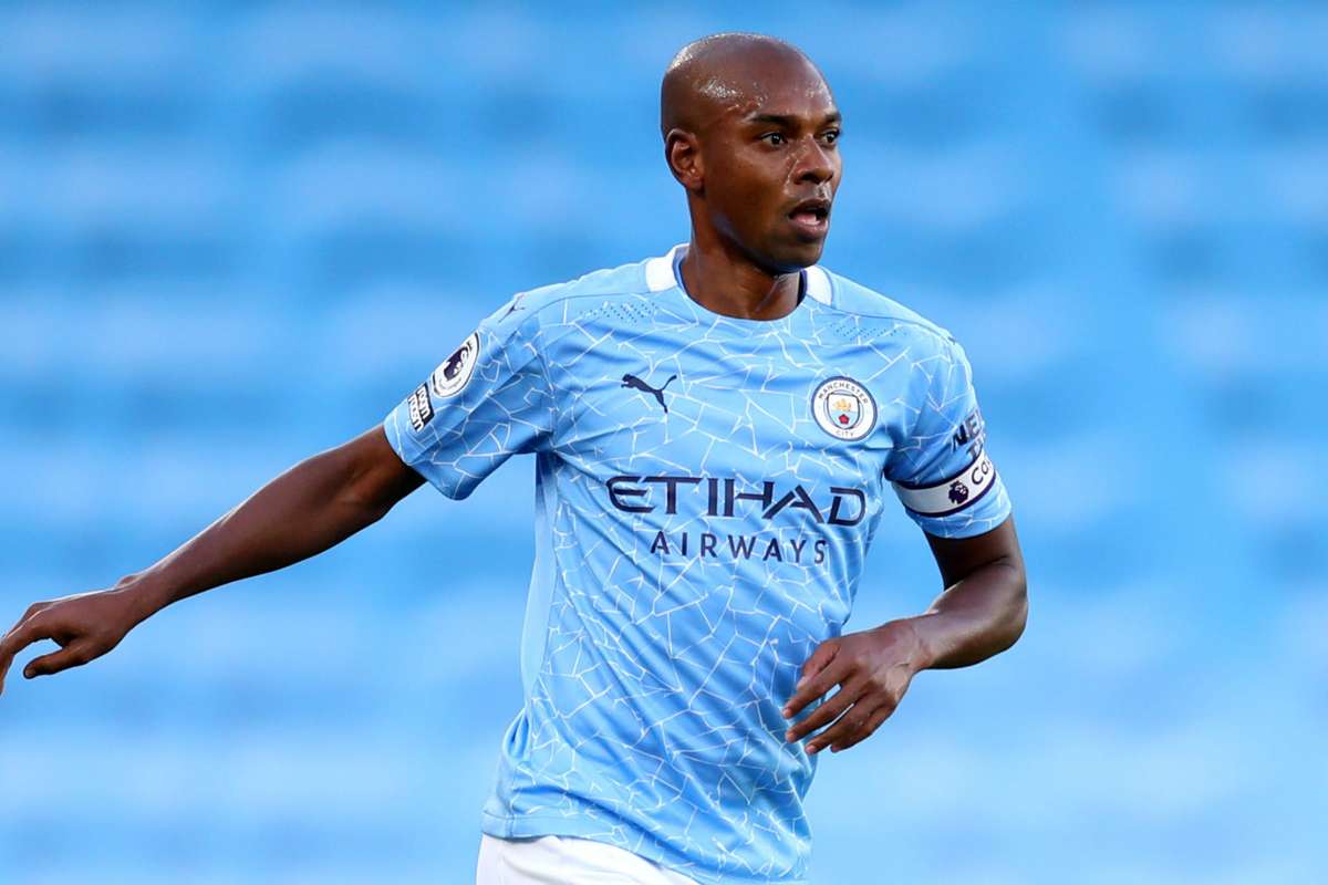 fernandinho-manchester-city-2020-21_81gqzec3ygvw1xwifrgflyo7n_1.jpg