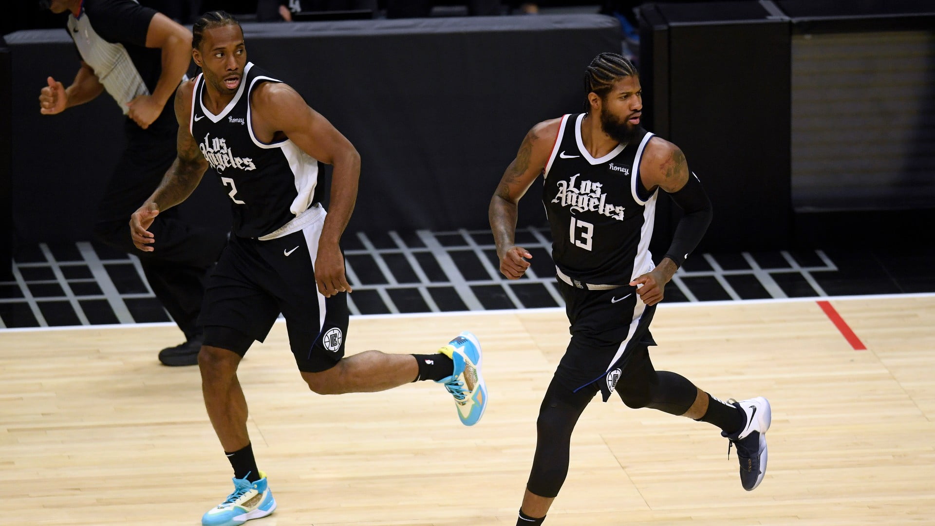 kawhi-leonard-paul-george-getty-052921-ftrjpg_35rsflzuhegj1k0z2qhom9uye.jpg