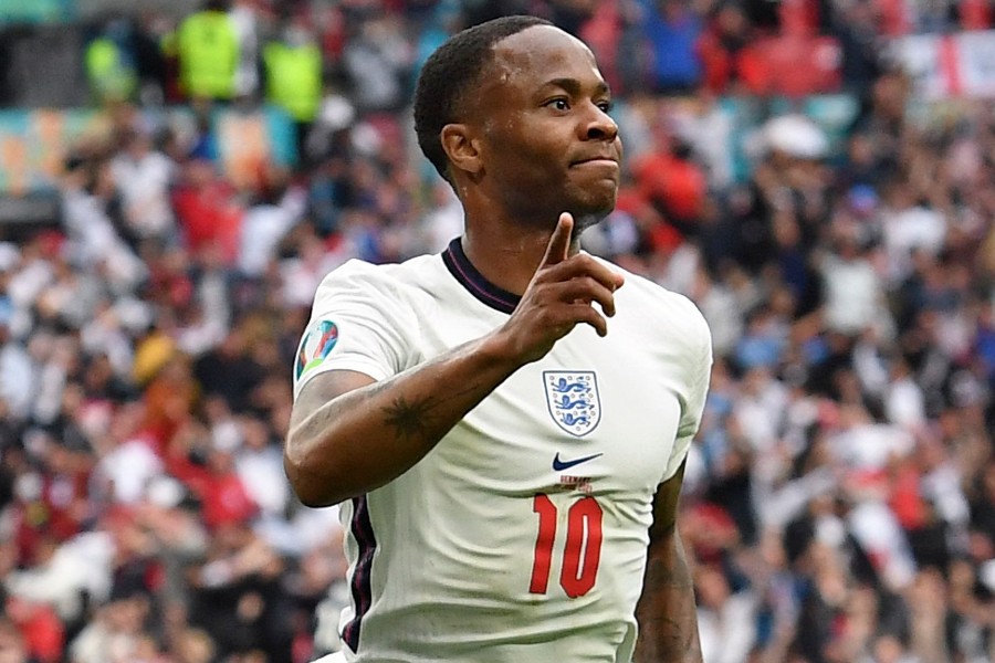 skysports-raheem-sterling-england_5433078_1.jpg