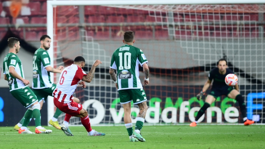 Ολυμπιακός – Παναθηναϊκός 0-0: Δοκάρι ο Εμβιλά στο 50’!