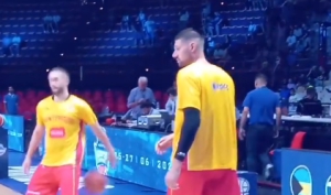 «Άρωμα» NBA στο ΣΕΦ: Η προθέρμανση του Βούτσεβιτς μέσα από την κάμερα του BN Sports! (video)