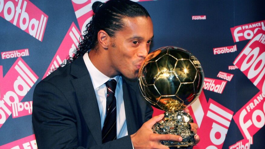 Ballon d’Or 2005: Με άρωμα... σάμπα η διεξαγωγή των 50 χρόνων του θεσμού και σταρ τον Ροναλντίνιο