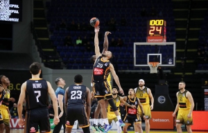 Πρόστιμο σε τρεις ομάδες της Stoiximan Basket League!