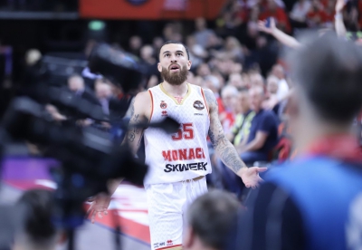 «It’s… Mike time»: Η EuroLeague αποθεώνει τον ΑΠΙΘΑΝΟ Τζέιμς των κρίσιμων σουτ! (video)