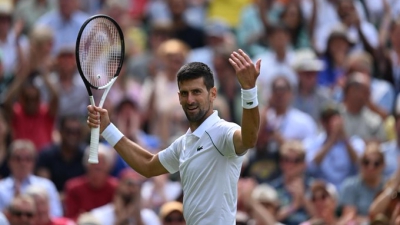 Τζόκοβιτς για το repeat στο Wimbledon κόντρα στον Κύργιο - Πέρασε τον Νόρι με ανατροπή