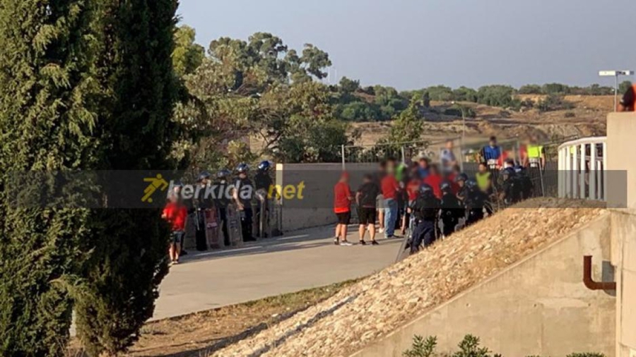 Απόλλων Λεμεσού - Ολυμπιακός: Συνελήφθη οπαδός των «ερυθρόλευκων» έξω από το γήπεδο!