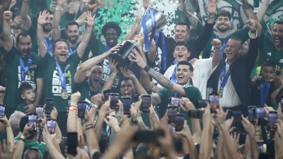 Στον «θρόνο» του, τρία χρόνια μετά: Ο Παναθηναϊκός σήκωσε ξανά το πρωτάθλημα Ελλάδος! (video)