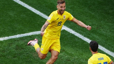 «Κάνει ό,τι θέλει μέσα στο γήπεδο»: Η Ρουμανία... διαλύει την Ουκρανία, φτάνοντας στο 3-0! (video)