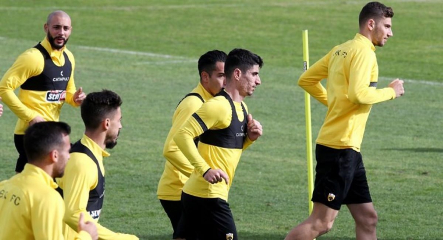 AEK: Επιστροφή για Κριχόβιακ, Αραούχο και Τζαβέλλα